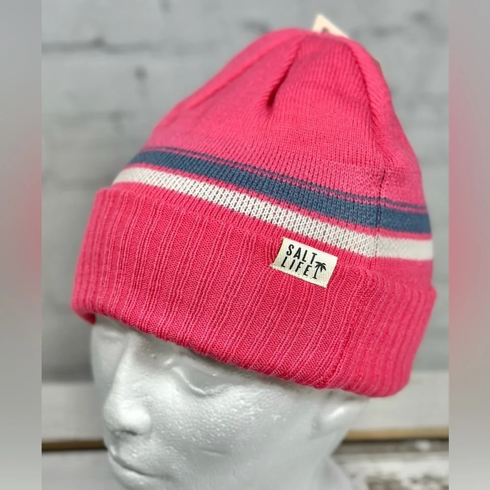 NWT Salt Life Let It Go Youth Knit Beanie